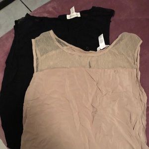 Bundle of 2 blouses!🛍